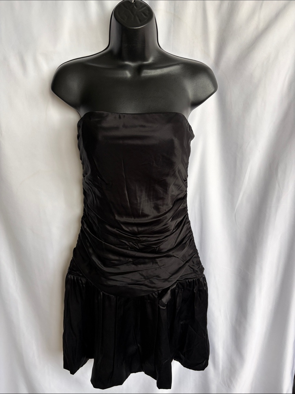 ABS Allen Schwartz strapless ruched LBD, sz 8, 17” PTP, 33” L
